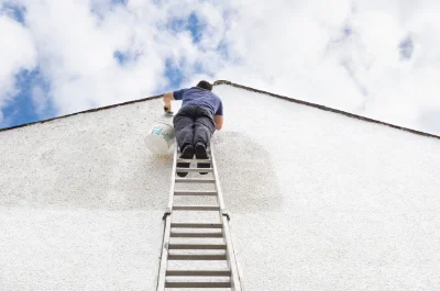Peinture extérieure à Bouresse — façades et ravalement